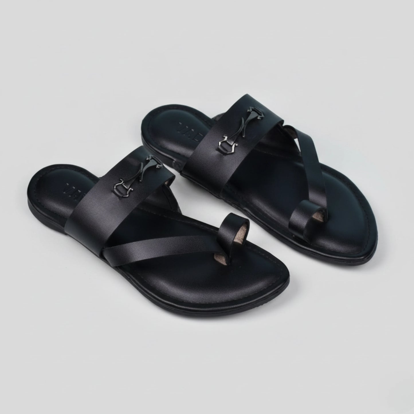 Kolhapuri Chappal Buckle – Men’s Slip-On
