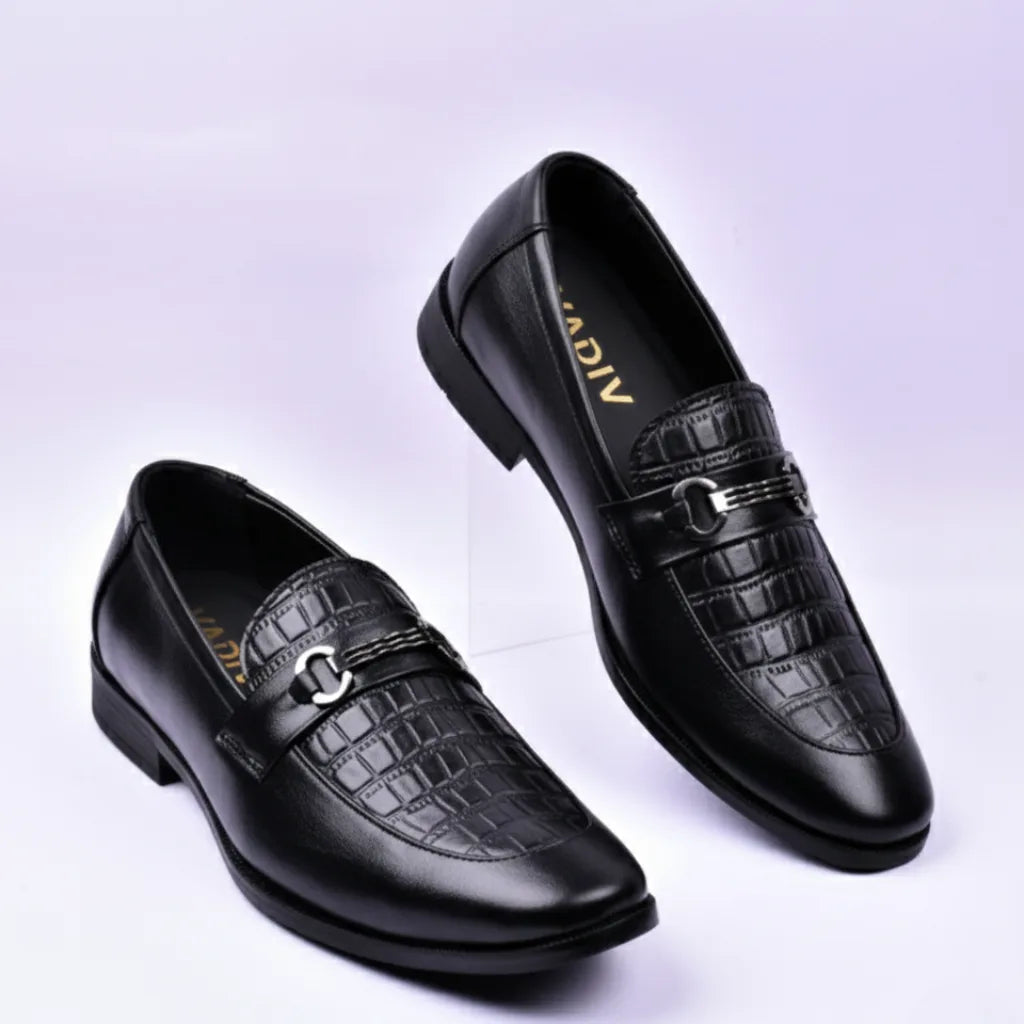 Loafers black crocodile