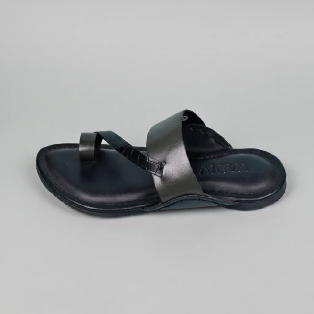 Cross Line Black – Men’s Slip-On Chappal