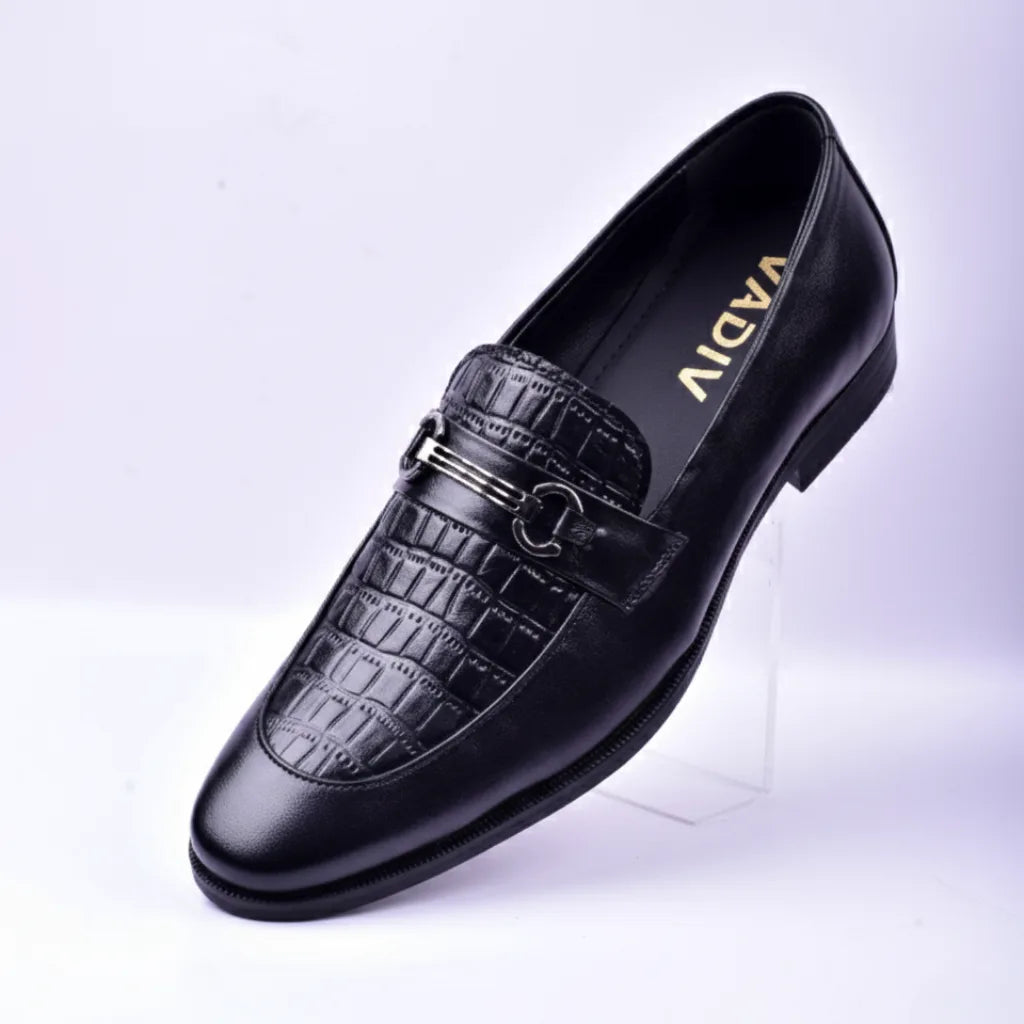 Loafers black crocodile