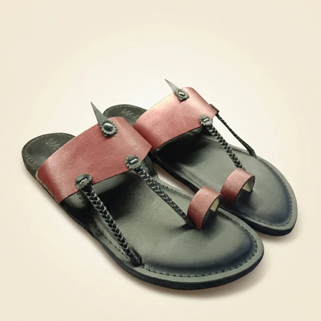 Veer Marron Black Pattern